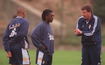 Temporada 1999/00 | John Benjamin Toshack en un entrenamiento con Clarence Seedorf.