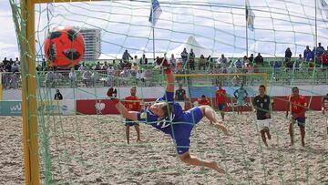 España golea a Alemania