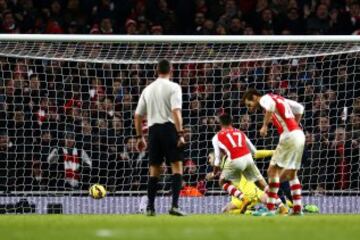 Alexis Sánchez se llevó los abrazos y los aplausos en la nueva victoria del Arsenal ante el Southampton. 