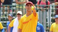 Santiago Giraldo, homenajeado por constancia en Copa Davis