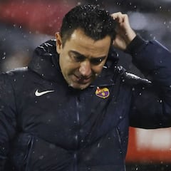 Xavi down to 10 players as Dembélé, Gavi and Umtiti test positive