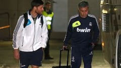 Iker Casillas en el aire y Antonio Adán en la portería del Madrid