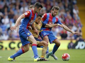 El jugador nacional disputó su primer partido como titular en la Premier League de este año.