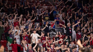Afición del Baskonia.