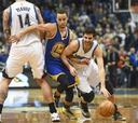Ricky (18-9-5) no es suficiente ante unos cansados Warriors