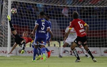 Futbol, Universidad de Chile vs Union Española
Séptima fecha, campeonato de Clausura 2016/17
El jugador de Union Española Diego Churin, marca su gol contra Universidad de Chile, durante el partido de primera division disputado en el estadio Nacional de Santiago, Chile.
19/03/2017
Ramon Monroy/Photosport
*************

Football, Universidad de Chile vs Union Española
7th date, Clousure Championship 2016/17
Union Española's player Diego Churin, scores against Universidad de Chile, during the first division football match at the Nacional stadium in Santiago, Chile.
19/03/2017
Ramon Monroy/Photosport