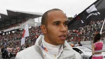 <b>HUMILDAD.</b> El piloto británico asegura que jamás dirá que es mejor que nadie.