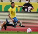Neymar abusa de Bolivia y bate un récord de regates de Adama