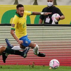 Neymar abusa de Bolivia y bate un récord de regates de Adama