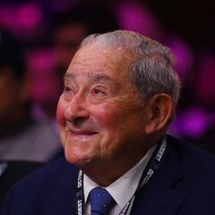 Golden Boy and Top Rank eyeing up 5v5 card