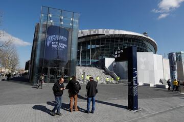 The new Tottenham Hotspur Stadium will see the first competitive game as Spurs face Crystal Palace in the Premier League.