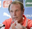 Berti Vogts deja de ser seleccionador de Azerbaiyán