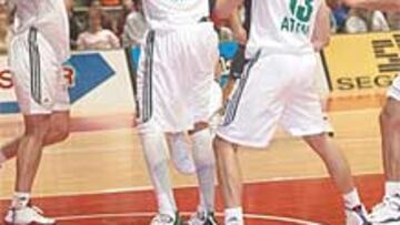 <b>CLAVE. </b>El juego de Luis Scola en el poste bajo será vital para el Tau.