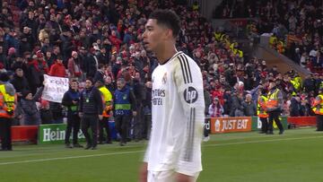 Vean a Bellingham abandonar Anfield: da miedo mirarle