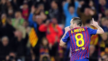 Adiós al ‘8′ del Barça y el ‘6′ de la Selección: ¿por qué Iniesta llevaba un número distinto en cada camiseta?