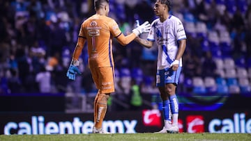 Julio Gonzalez and Efrain Orona of Puebla during the 13th round match between Puebla and Tijuana as part of the Liga BBVA MX, Torneo Apertura 2025 at Cuauhtemoc Stadium, on October 17, 2025 in Puebla, Mexico.