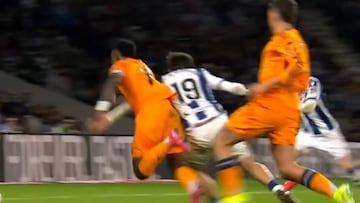 El Real Madrid reclamó penalti sobre Vinicius: “No hay nada”