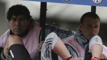 <b>DOLOR. </b>La rodilla del Pato sangraba y el meta temió lo peor.