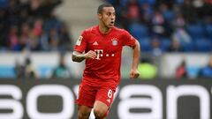 SINSHEIM, GERMANY - FEBRUARY 29: Thiago of FC Bayern M&Atilde;&frac14;nchen controls the ball during the Bundesliga match between TSG 1899 Hoffenheim and FC Bayern Muenchen at PreZero-Arena on February 29, 2020 in Sinsheim, Germany. (Photo by Matthias Han