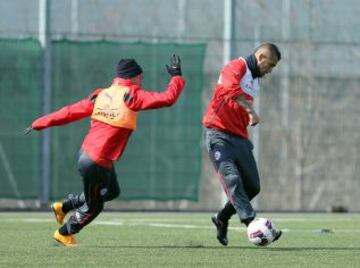 La Roja prepara dos equipos para Irán y Brasil