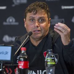 Hoyos no piensa en irse del Atlas: “Esto no es magia”