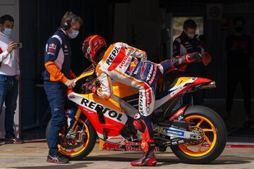 El piloto nacido en Cervera ha realizado un test privado  en el Circuit de Barcelona-Catalunya, es su primer entrenamiento tras la grave lesión que sufrió. La moto utilizada ha sido la RC213V-S, un modelo de Honda imilar a una auténtica MotoGP que entrega una potencia de 215 CV a 10.500 rpm y pesa 160 kilogramos.