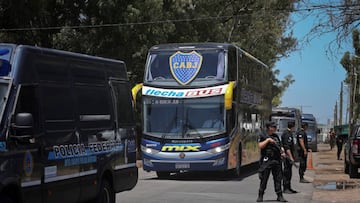 Silencio de los jugadores de Boca en la llegada a Buenos Aires