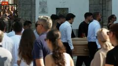 La emotivísima llegada del féretro de Diogo Jota y su hermano a la iglesia: lágrimas contenidas