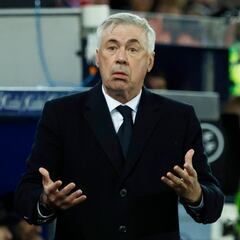 Ancelotti, renovar sin prisa