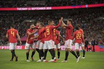 1-1. Saúl Ñí­guez celebró el gol del empate.