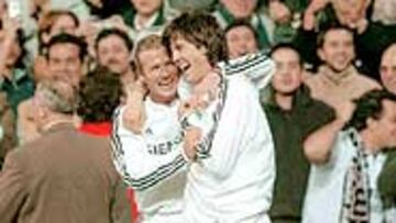 <b>SOLARI</B>. "Jugador decisivo en la elaboración de la victoria. No escatimó en subidas y bajadas. Marcó gol y se entregó".