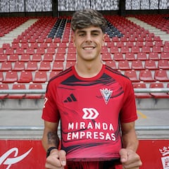 Adrián ‘Pica’: “A Miranda se viene a hacer la mili, a crecer como jugador”