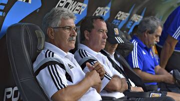 Action photo during the match Leon vs Tigres Round 12 at Leon Stadium, Apertura 2016 MX League.
Foto de accion durante el Partido Leon vs Tigres en el Estadio Leon, Partido Correspondiente a la Jornada 12 del Torneo Apertura 2016 Liga BBVA Bancomer MX, en la foto: Ricardo Ferretti DT Tigres
01/10/2016/MEXSPORT/Isaac Ortiz