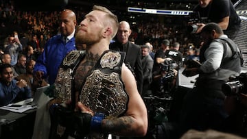 McGregor no aclara su futuro y cae en el ranking de la UFC