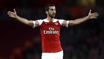 Mkhitaryan se lamenta de una ocasi&oacute;n fallada en un encuentro del Arsenal.