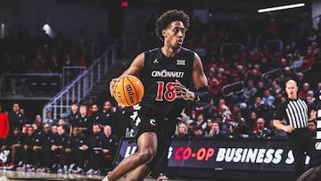 Baba Miller, con los Cincinnati Bearcats.