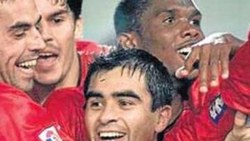 <b>TRIUNFARON. </b>Novo e Ibagaza ganaron la Copa en el 2003, pero en el Atlético no cuajaron.