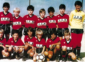 Saint Henri and Septèmes-les-Vallons were the first teams where the young Zidane showed early promise. He even captained the team.
