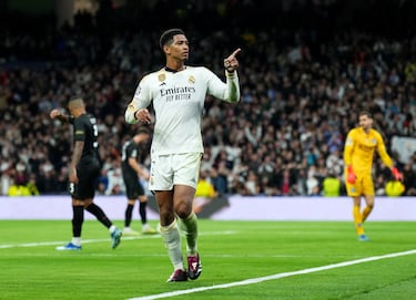 2-1. Jude Bellingham celebra el segundo gol que anota en el minuto 22 de partido.