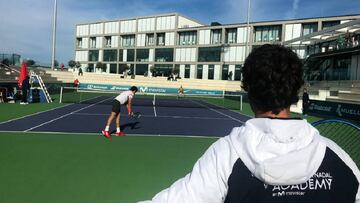 Nadal, entrenando en su academia con Jaume Munar.