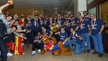 29/01/18 VIAJE LLEGADA AL AEROPUERTO DE BARAJAS
SELECCION ESPAÑOLA ESPAÑA DE BALONMANO
CAMPEONES DE EUROPA 2018 HISPANOS