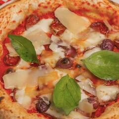 La mejor pizza 2021 de Europa se come en Madrid y lleva chorizo de León