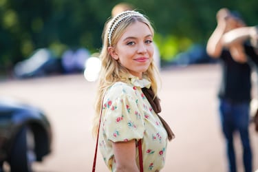 Sydney Sweeney en el exterior del Miu Miu Club 2020, el 29 de junio de 2019 en París, Francia.