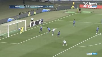 &iexcl;Gaich no da descanso! Pase magistral de Vargas y el &#039;9&#039; de Argentina marca de cabeza