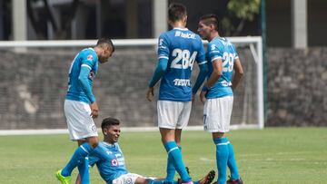 Cruz Azul se olvida de sus fuerzas básicas