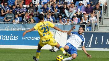 Ezquiel Luna durante un partido con el Tenerife.