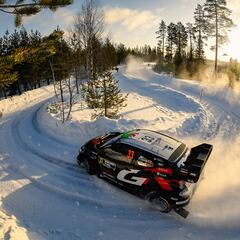 Elfyn Evans aguanta en el filo de la navaja