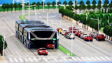 La estafa del año: El autobús-túnel chino TEB