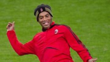 <b>REPERCUSIÓN EN ITALIA. </b>'La Gazzetta' recoge en su portada del lunes el escándalo de Ronaldinho.