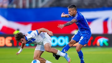 Futbol, Universidad de Chile vs Universidad Catolica